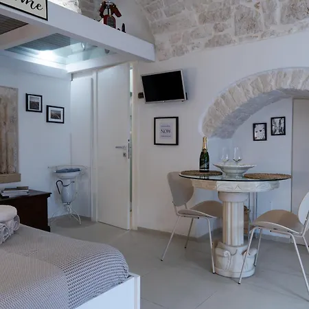 La Casa Di Laura - White Hideaway 度假居 *